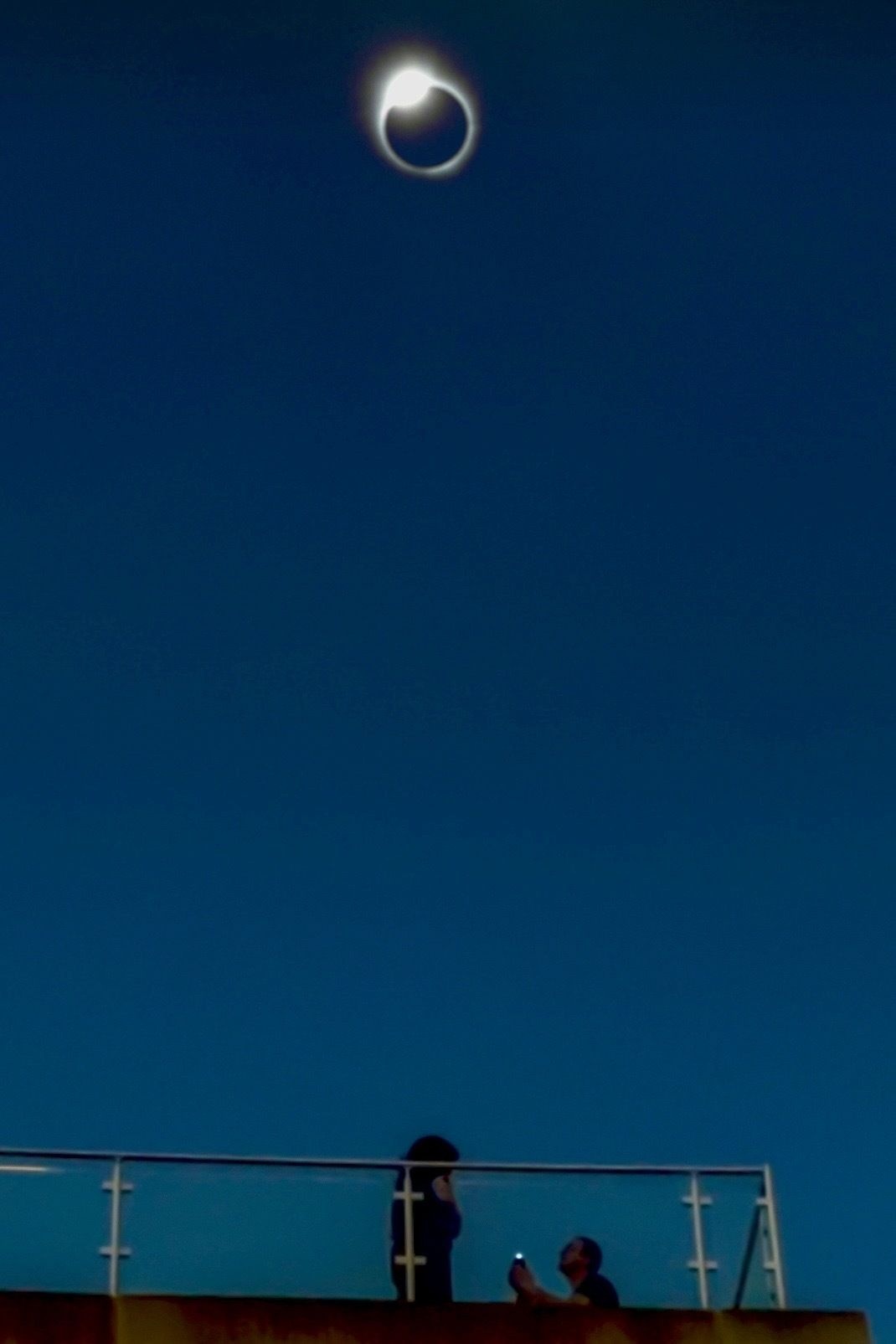 Яркая комета и Млечный Путь над Стоунхенджем: портал Space выбрал 24 главных космических снимка 2024&nbsp;года